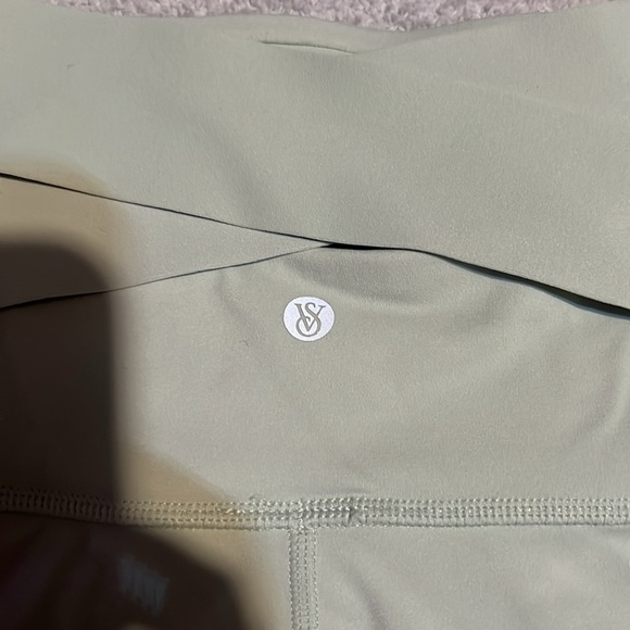 VSX Elevate Ultra High-Rise Shorties - Picture 4 of 5